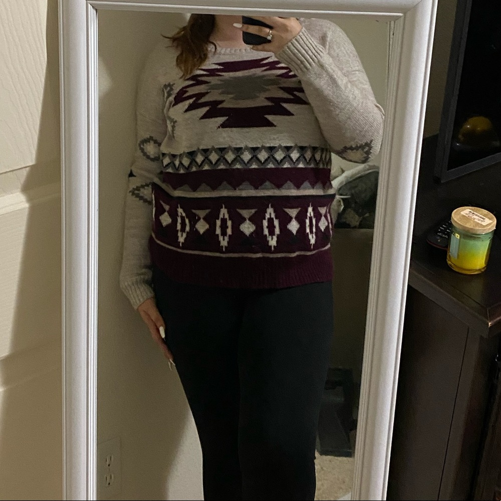 American Eagle Sweater